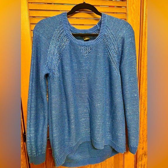 DKNY JEANS. Sparkly holiday sweater in a royal blue with metallic thread! - Picture 4 of 6